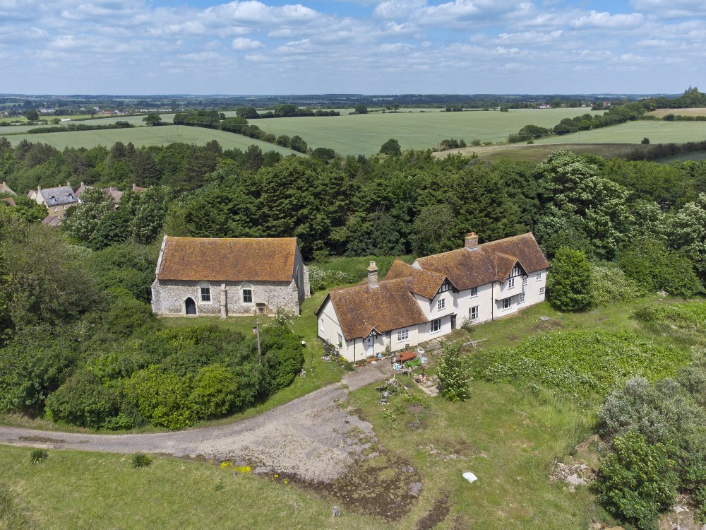 16th Century House with Chapel - Brown & Co Auctions