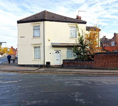 2 Bed End Terrace in Stoke-on-Trent - For Sale with Bond Wolfe Auctions for £15,000 (December 2022)