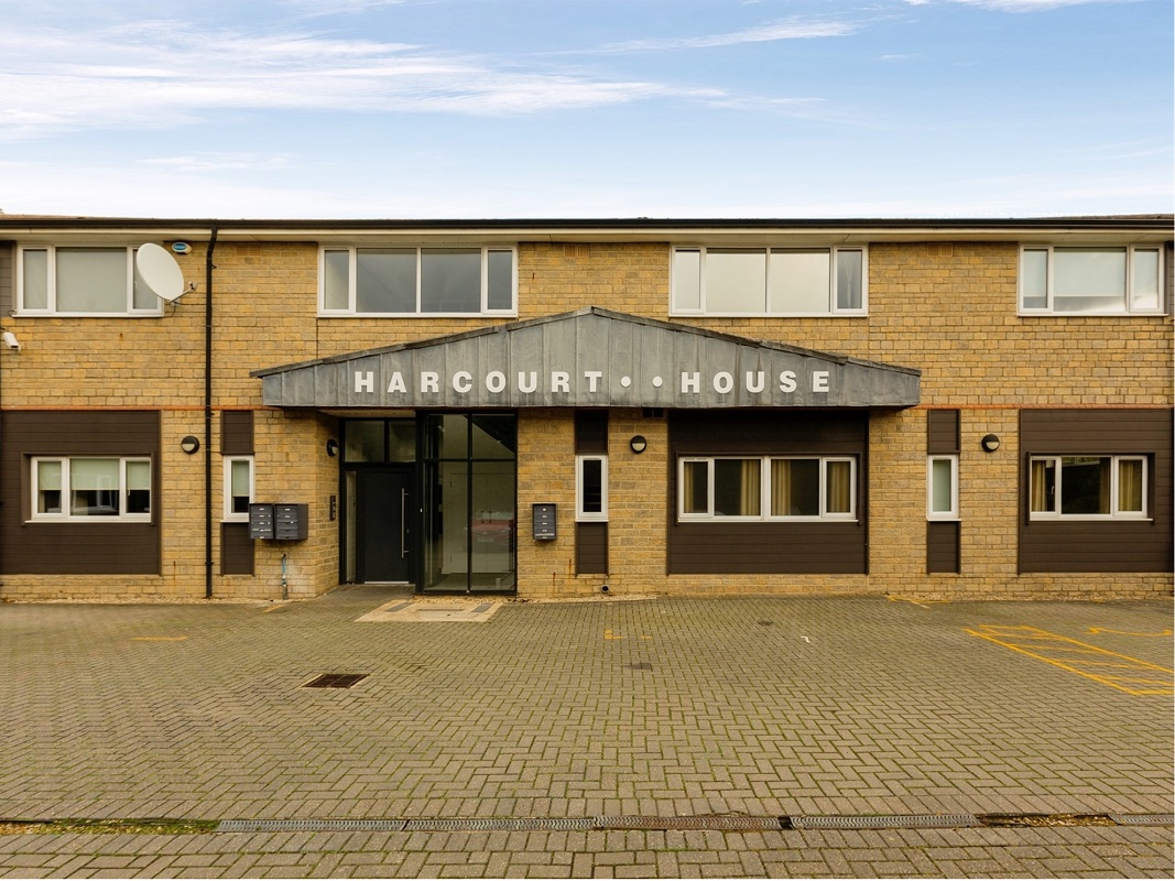18 Studio Apartment Block in Witney - For Sale with Connells Auctions for a starting price of £1,500,000 (January 2023)