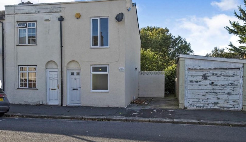 2 Bed End Terrace Property in Gillingham - For Sale with iamsold with a Guide Price of £175,000 (March 2023)