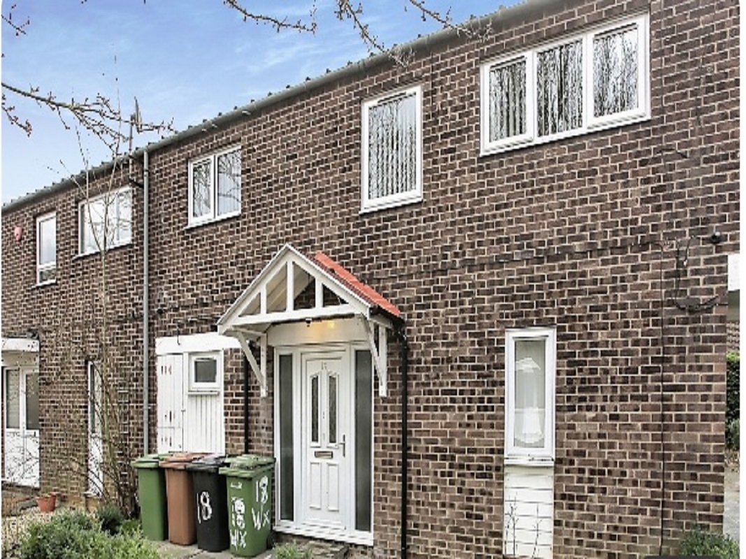 3 Bed End Terrace Property in Peterborough - For Sale with iamsold with a Guide Price of £175,000 (April 2023)