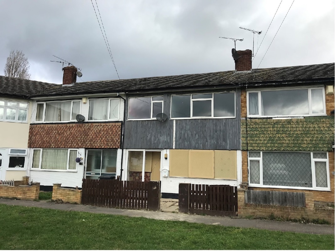 3 Bed Mid-Terrace Property in Canvey Island - For Sale with Bidx1 with a Guide Price of £170,000 (March 2023)