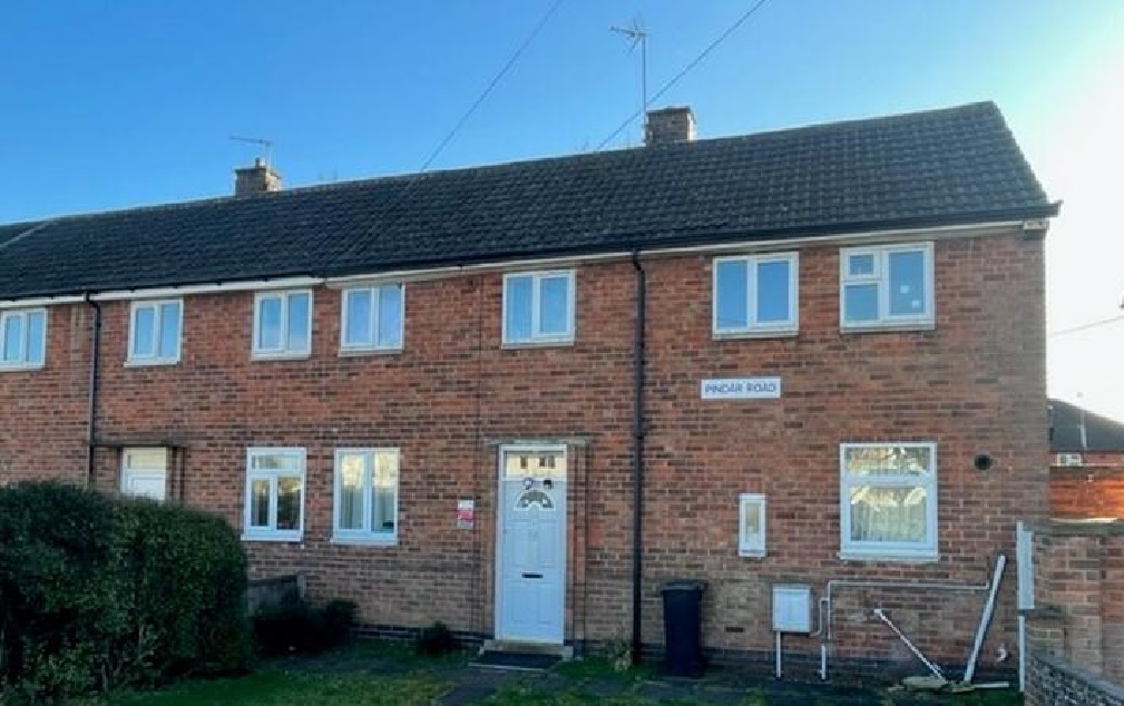 3 Bed End Town House in Leicester - For Sale with SDL Property Auctions with a Guide Price of £135,000 (March 2023)