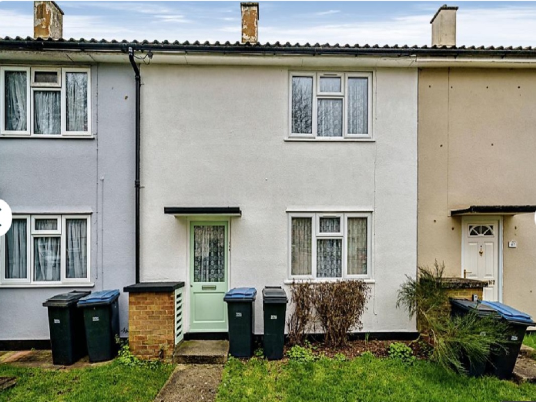 2 Bed Mid Terrace House in Harlow - For Sale with iamsold with a Guide Price of £260,000 (April 2023)