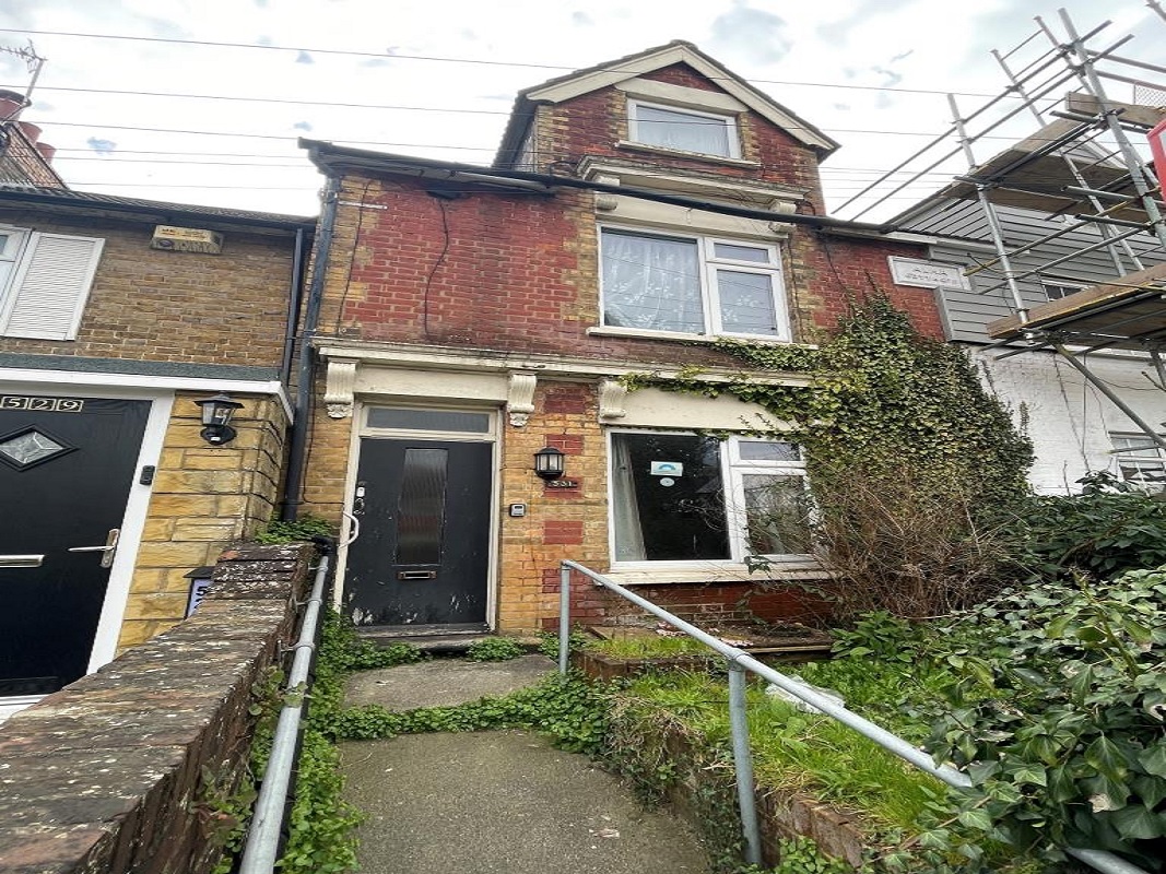 3 Bed Mid Terrace Property in Maidstone - For Sale with Clive Emson Property Auctioneers with a Guide Price of £220,000 (April 2023)