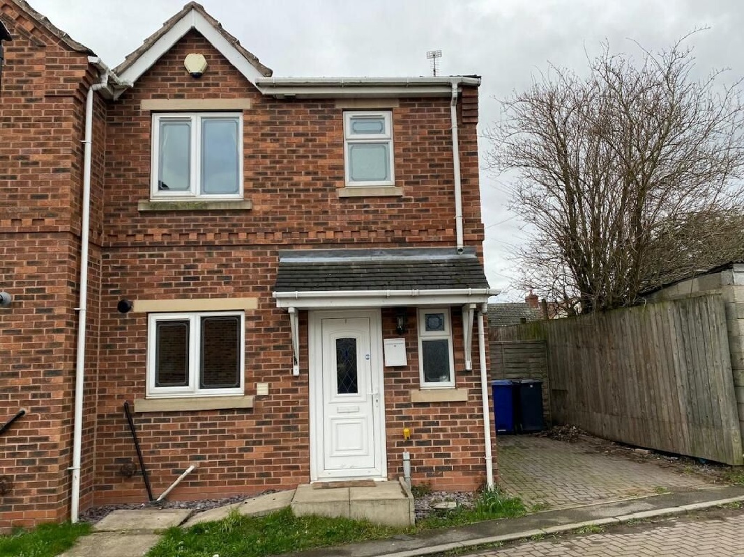 2 Bed Semi-Detached House in Doncaster - For Sale with Go To Properties Auctions with a Guide price of £90,000 (June 2023)