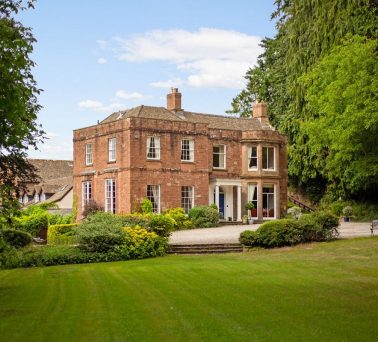 19 Bed Grade II Listed House in Ross-on-Wye - For Sale with Savills Property Auctions with a Guide Price of £1,100,000 (July 2023)