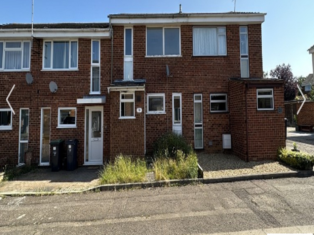 2 Bed Mid Terrace Property in Saffron Walden - For Sale with Allsop Auctions with a Guide Price of £190,000 (July 2023)