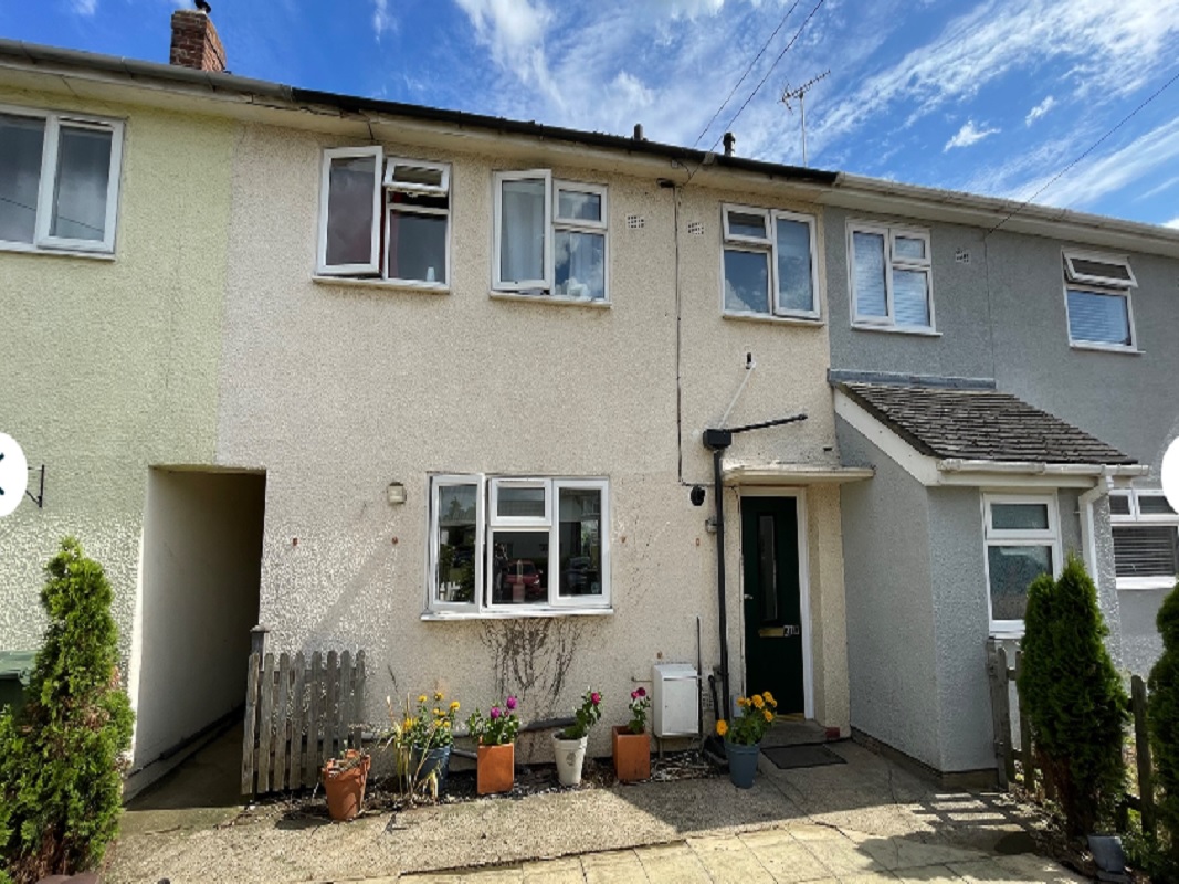 2 Bed Terrace Property in Market Deeping - For Sale with iamsold with a Starting Bid of £160,000 (August 2023)