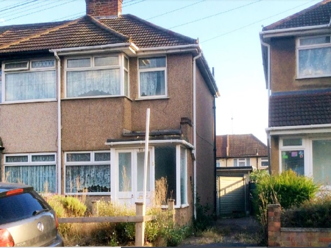 3 Bed End Terrace Property in Dagenham - For Sale with Auction House London with a Guide Price of £220,000 (July 2023)