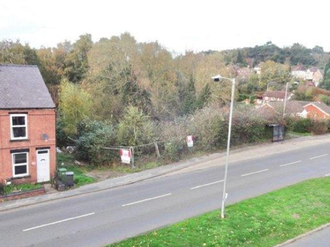 Freehold Land with Planning Consent for Two Detached Houses in Stourport-on-Severn - For Sale with I Am Sold Property Auctions with a Guide Price of £110,000 (July 2023)