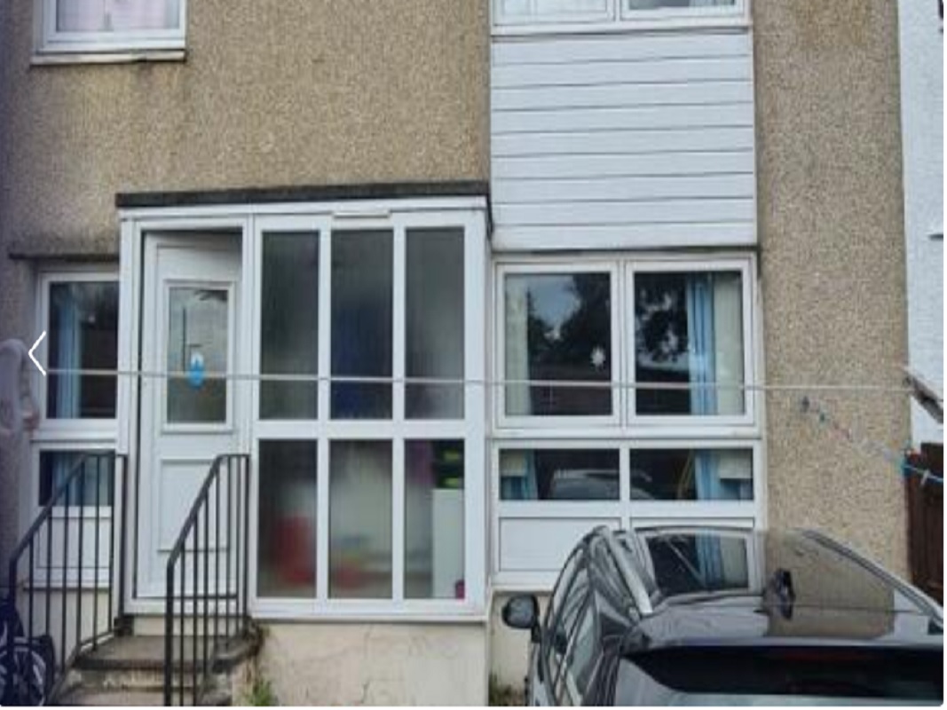 2 Bed Mid-Terrace Property in Fife - For Sale with Town and Country Property Auctions with a Guide Price of £64,000 (August 2023)