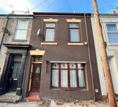 2 Bed Terraced House in Hull - For Sale with The Auction Company with a Guide Price of £80,000 (October 2023)