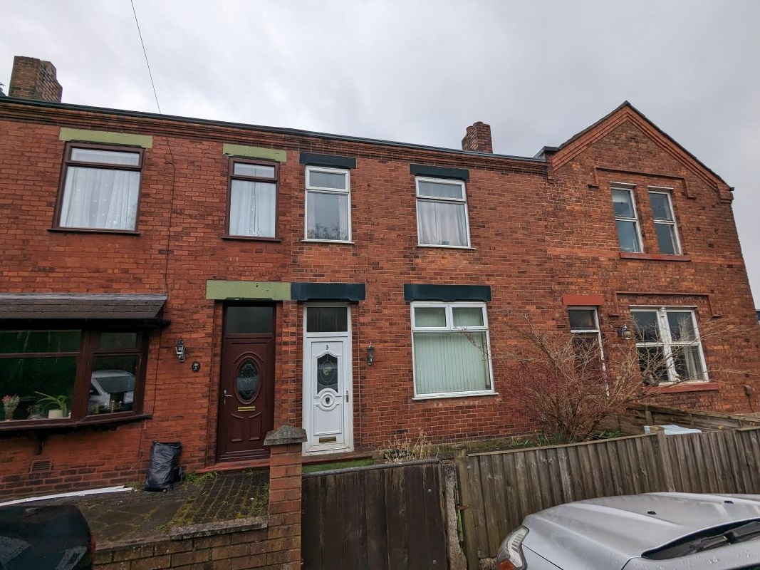 3 Bed Terraced House in Manchester - For Sale with Landwood Property Auctions with a Guide Price of £75,000 (September 2023)