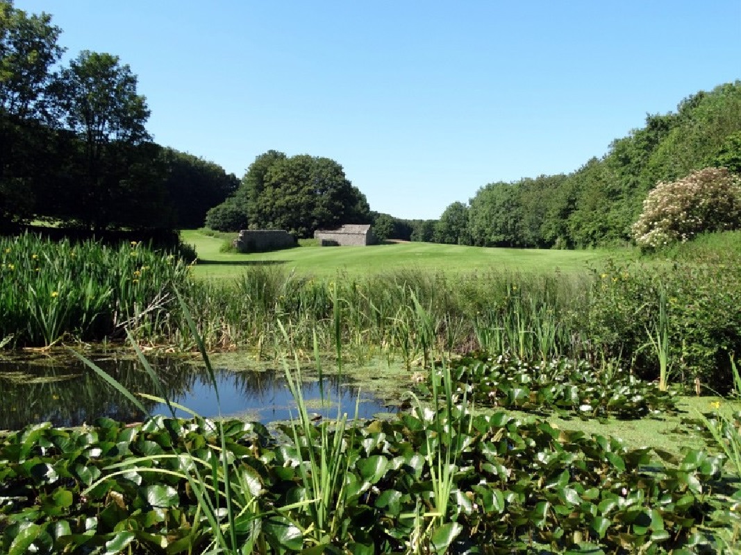 Golf Course in Lancaster - For Sale with Bidx1 Property Auctions with a Guide Price of £1,500,000 (September 2023)