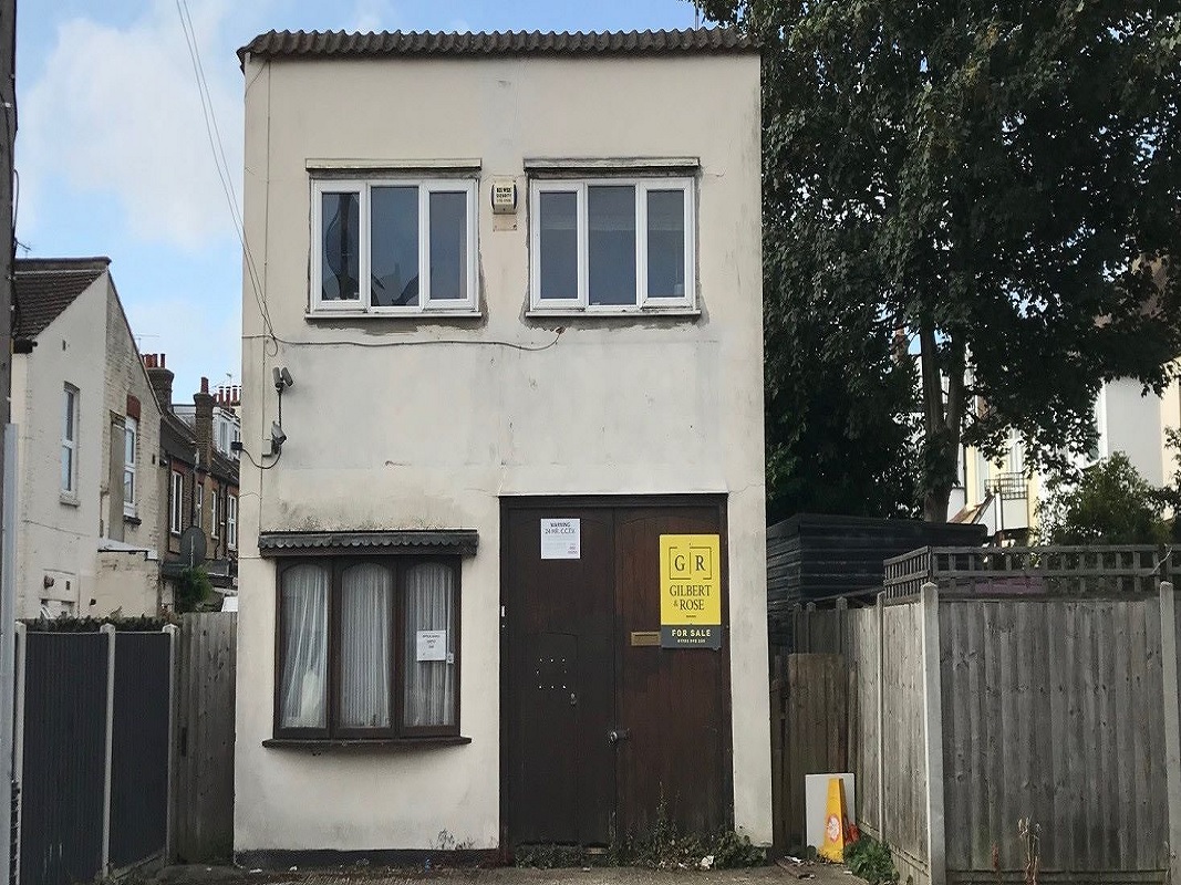 Office Building with Planning in Westcliff-on-Sea - For Sale with Dedman Gray with a Guide Price of £150,000 (September 2023)