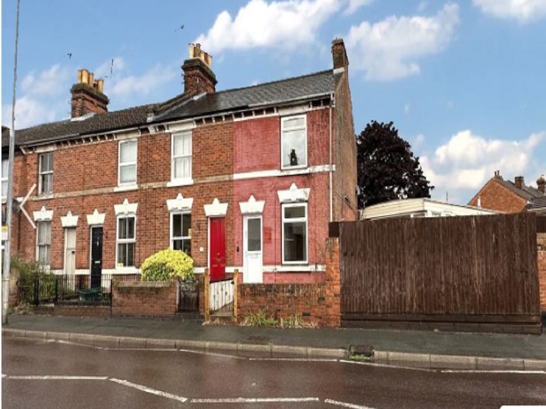 2 Bed End Terrace House in Colchester - For Sale with Allsop Auctions with a Guide Price of £165,000 (October 2023)