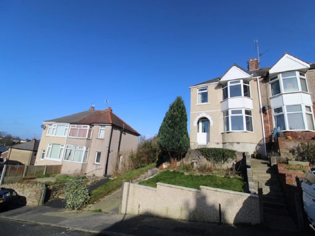 3 Bed Property in Lancaster - For Sale with GoTo Properties with an Opening Bid of £180,000 (November 2023)