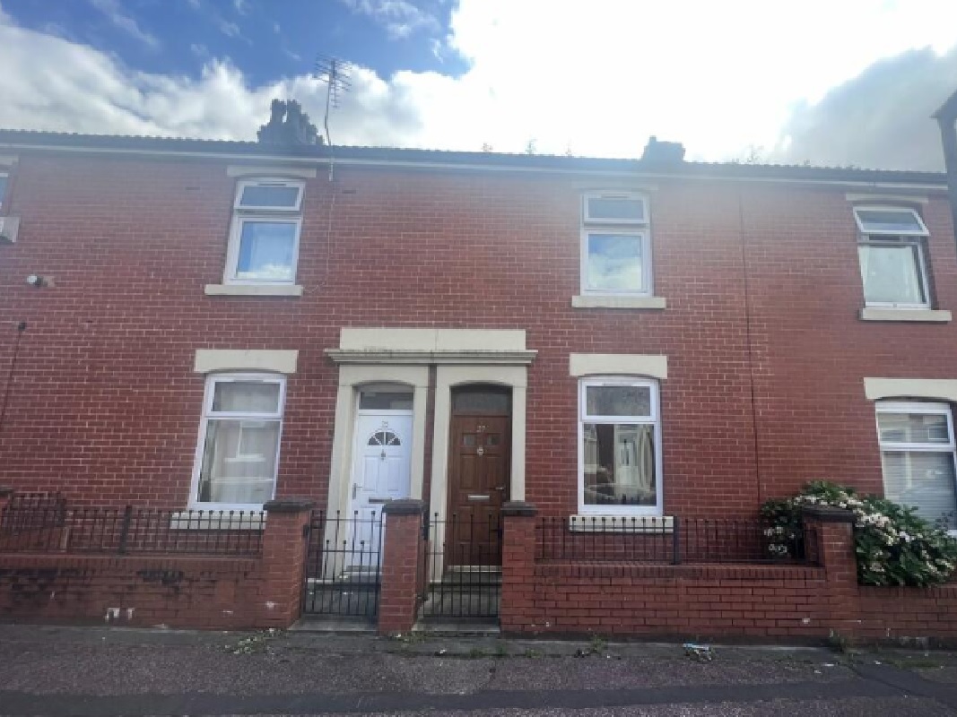 3 Bed Terraced House in Blackburn - For Sale with I Am Sold Property Auctions with a Guide Price of £50,000 (October 2023)