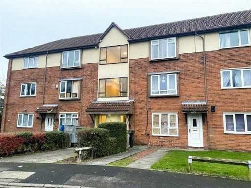 2 Bed Apartment in Hartlepool - For Sale with BP Property Auctions with a Guide Price of £1000 (November 2023)