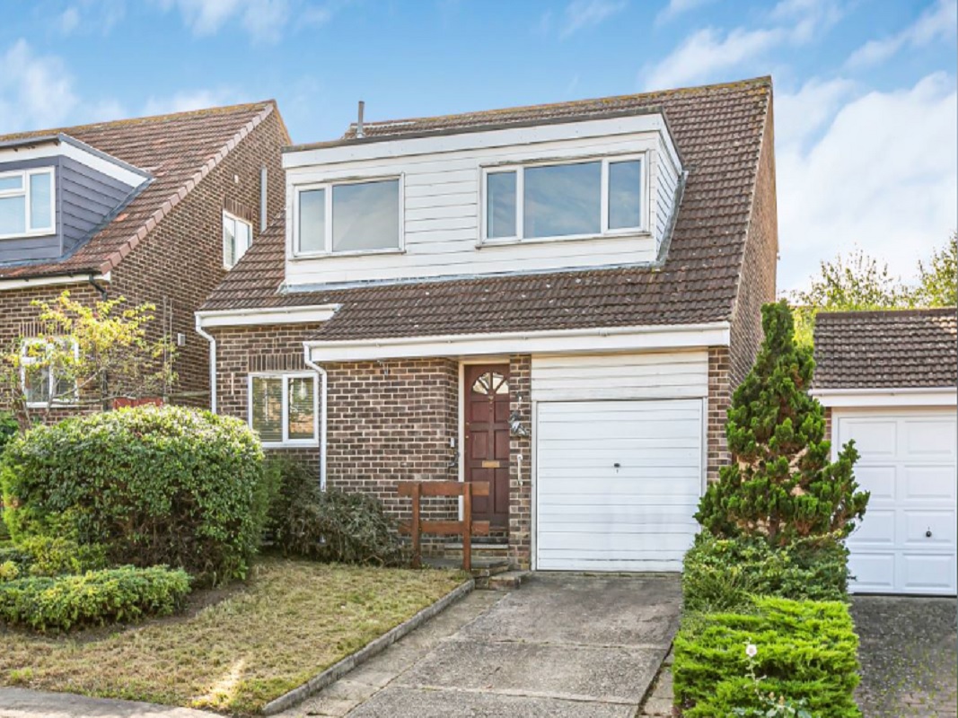 4 Bed Detached Property in Saffron Walden - For Sale with Cheffins Auctions with a Guide Price of £375,000 (November 2023)