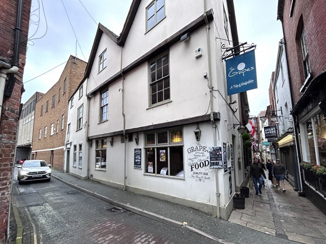 Grade II Listed Public House in Hereford - For Sale with Savills Property Auctions with a Guide Price of £210,000 (November 2023)