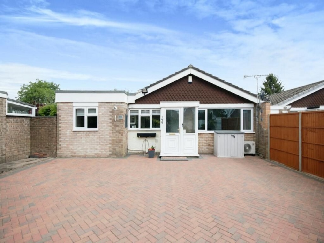 3 Bed Home in Ferndown - For Sale with GoTo Properties with an Opening Bid of £300,000 (January 2024)