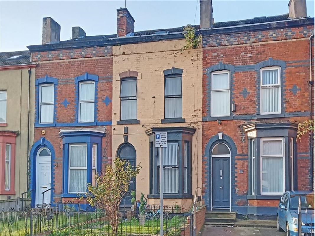 4 Bed Three Floor Mid Terrace House in Liverpool - For Sale with Barnard Marcus Auctions with a Guide Price of £55,000 (December 2023)