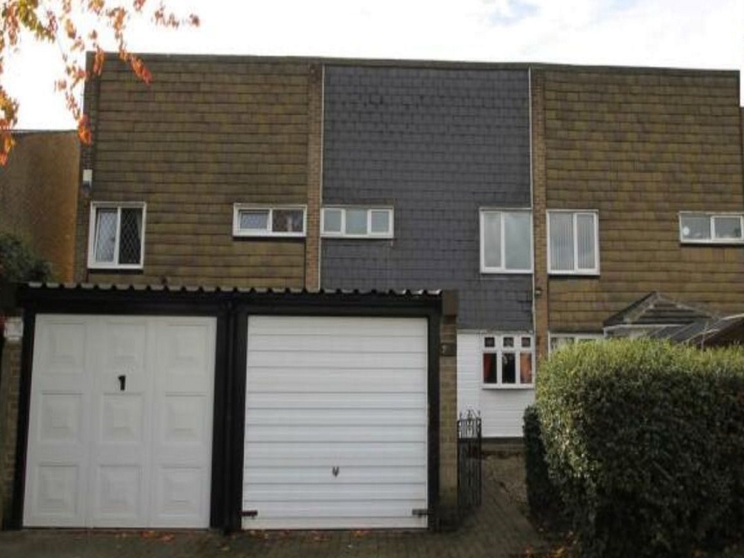 3 Bed Home in Washington - For Sale with GoTo Properties with an Opening Bid of £110,000 (January 2024)