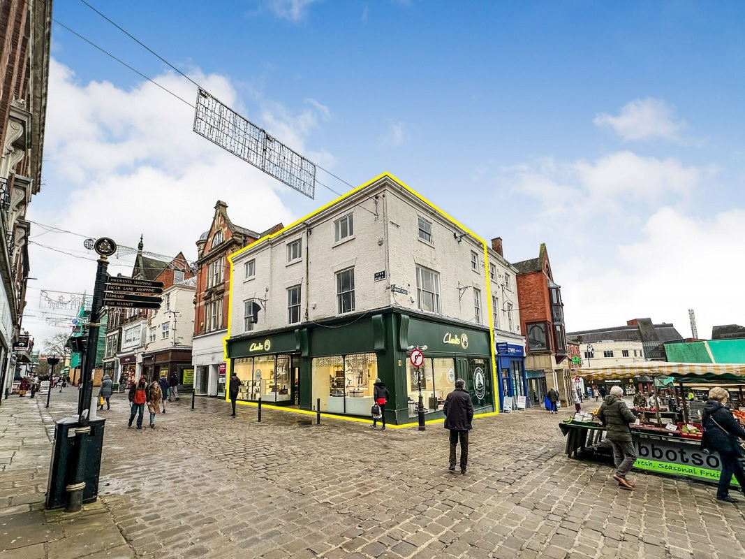 4 Floor Retail Unit in Chesterfield - For Sale with Savills Property Auctions with a Guide Price of £225,000 (January 2024)
