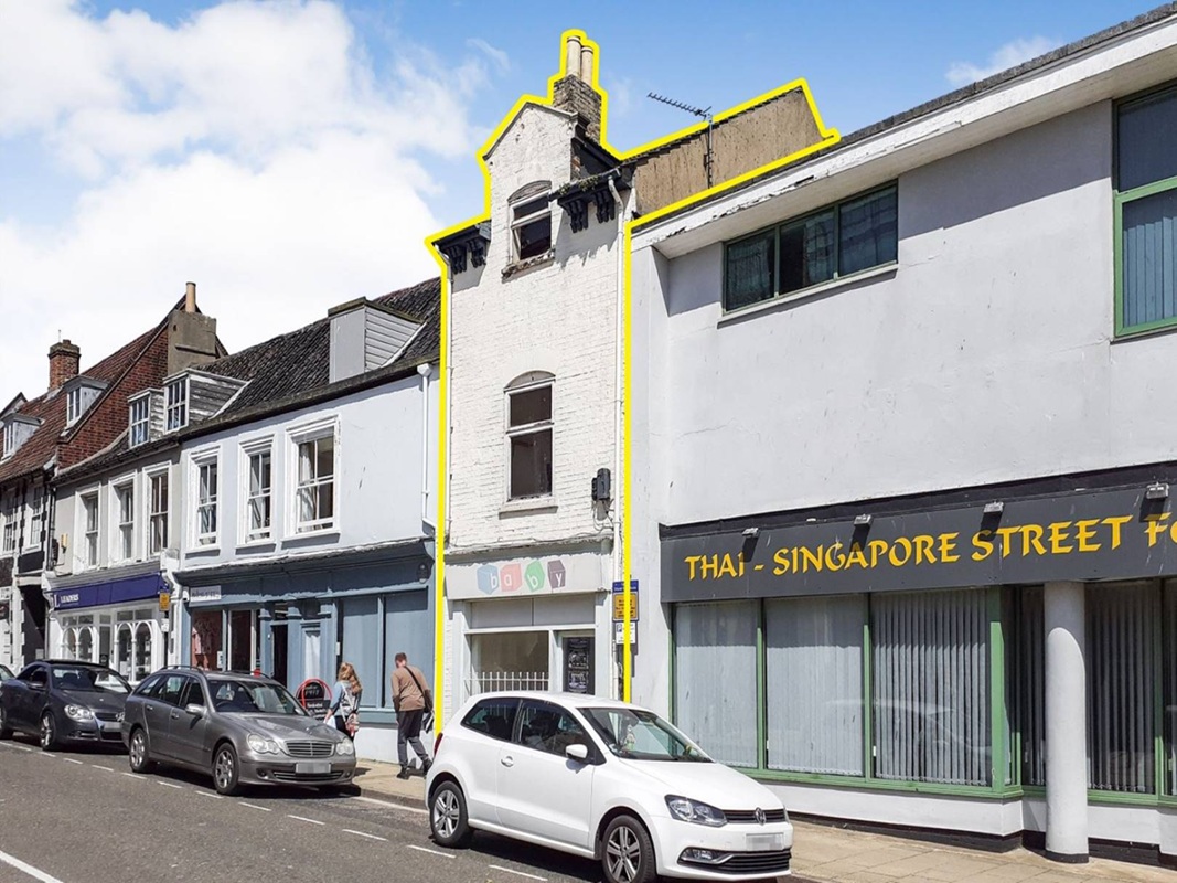 3 Storey Commercial Property in Lowestoft - For Sale with Savills Property Auctions with a Guide Price of £25,000 (July 2025)