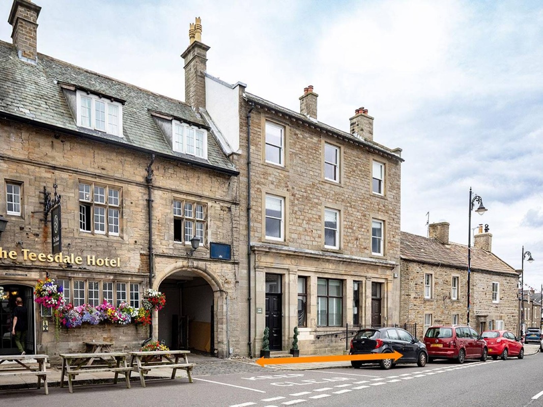 3 Storey Mixed-Use Property in Barnard Castle - For Sale with Acuitus Property Auctions with a Guide Price of £40,000 (September 2025)