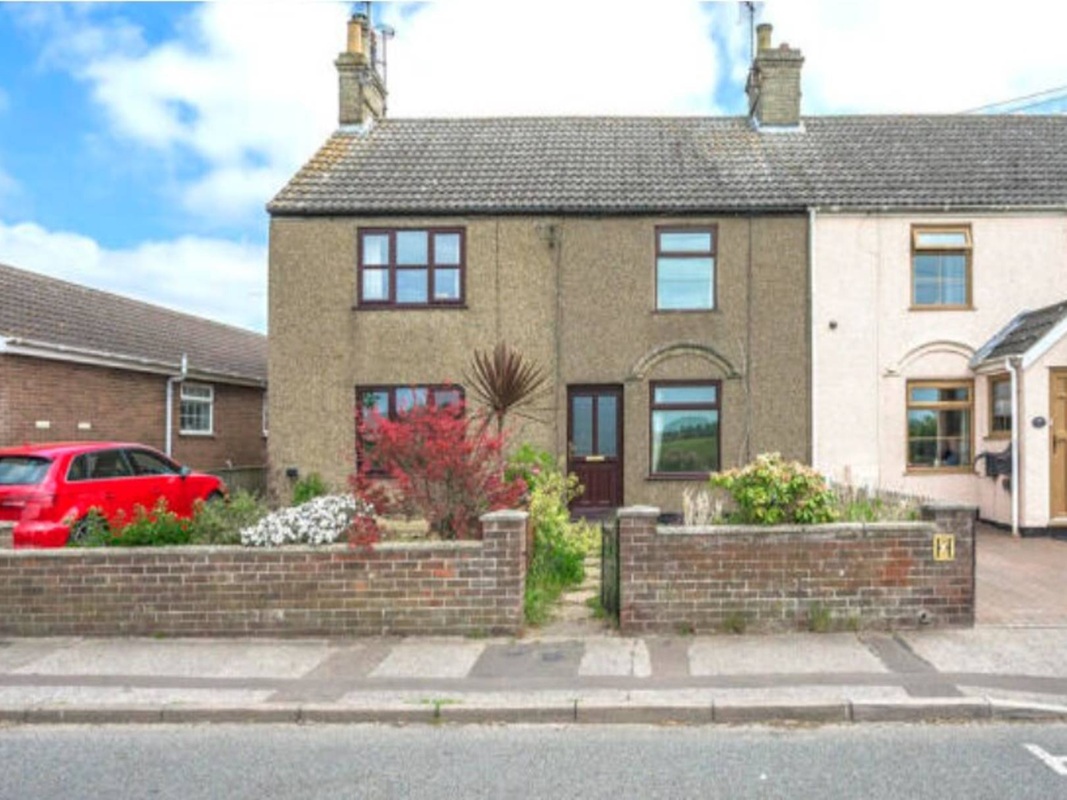 3 Bed Mid Terrace House in Lowestoft - For Sale with SDL Property Auctions with a Guide Price of £100,000 (October 2025)