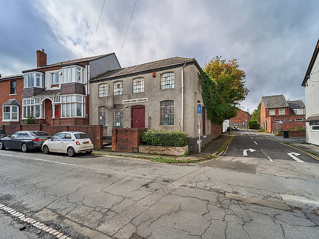 Former Workshop-Warehouse in Halesowen - For Sale with Bond Wolfe Property Auctions with a Guide Price of £20,000 (October 2025)